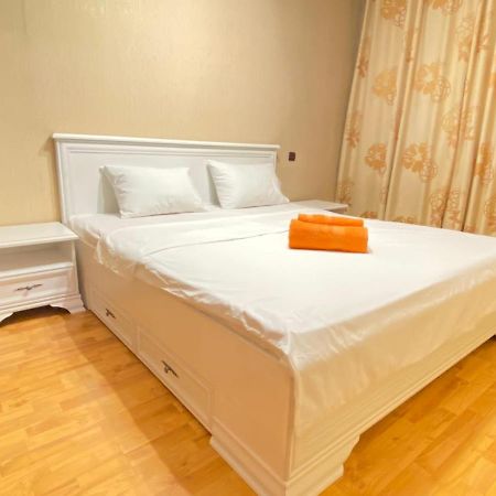 Самал Apartment Алма Ата Екстериор снимка